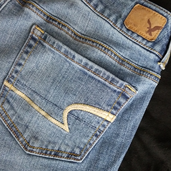 American Eagle Outfitters Denim - 3/$30 American Eagle Artist Crop